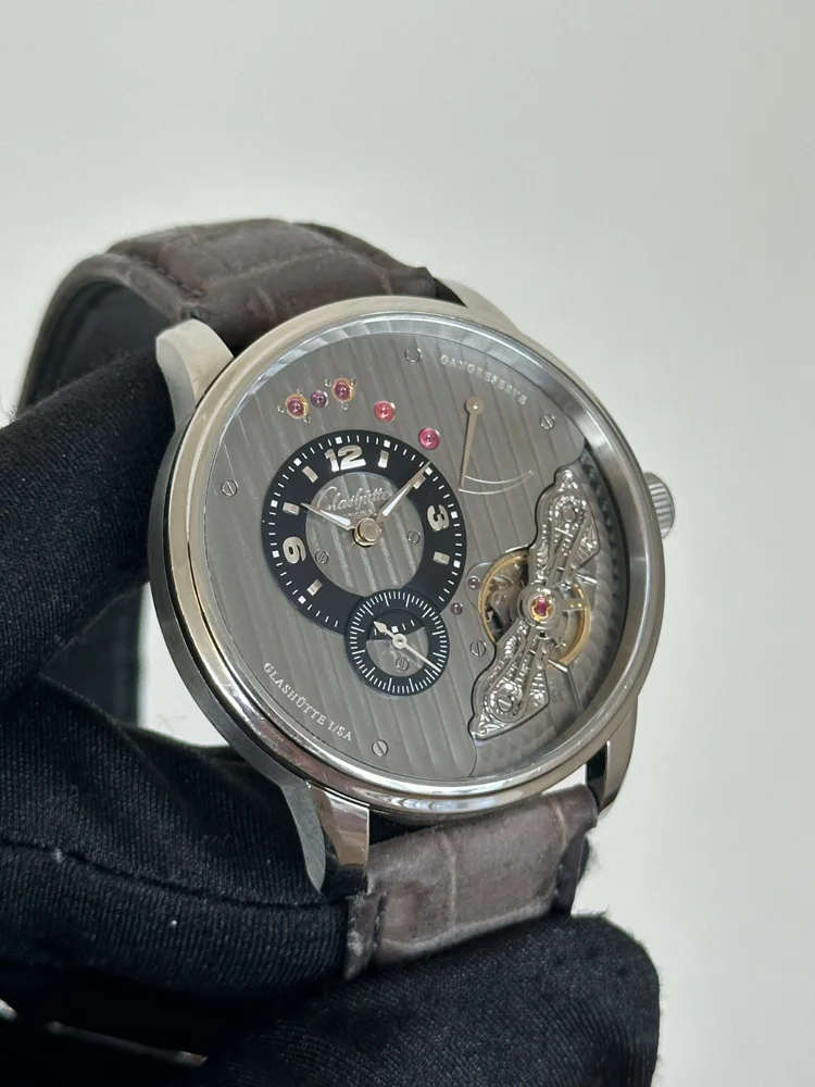 Glashütte Original PanoInverse 1-66-06-04-22-05